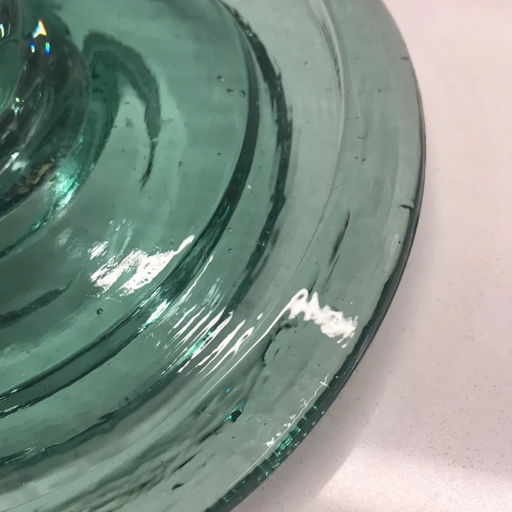 Recycled Vintage Green Glass Single Taper Candleholder - Picture 4 of 11